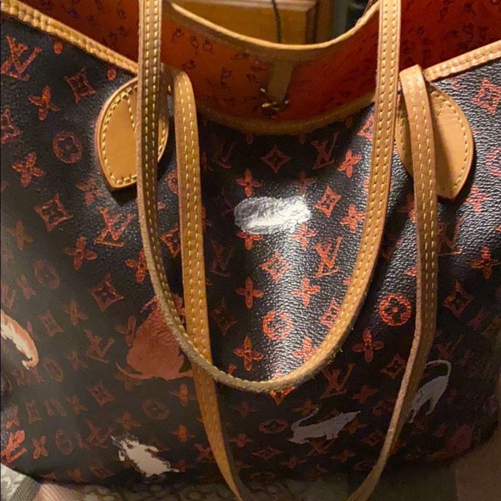 Louis Vuitton Neverful Cat Bag
